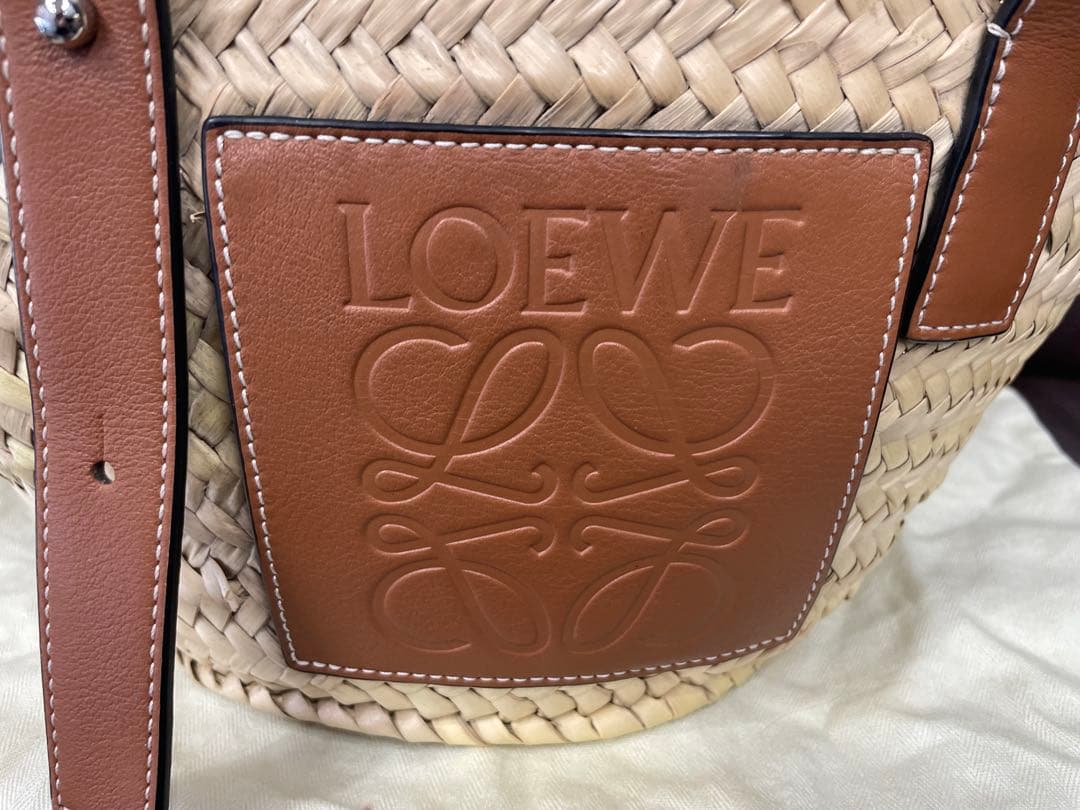 美品　LOEWE かごバッグ ナチュラル
