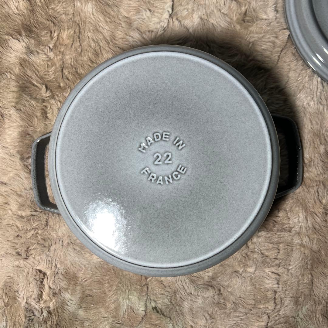 ストウブ　ピコ ココット ラウンド グレー 22cm IH対応