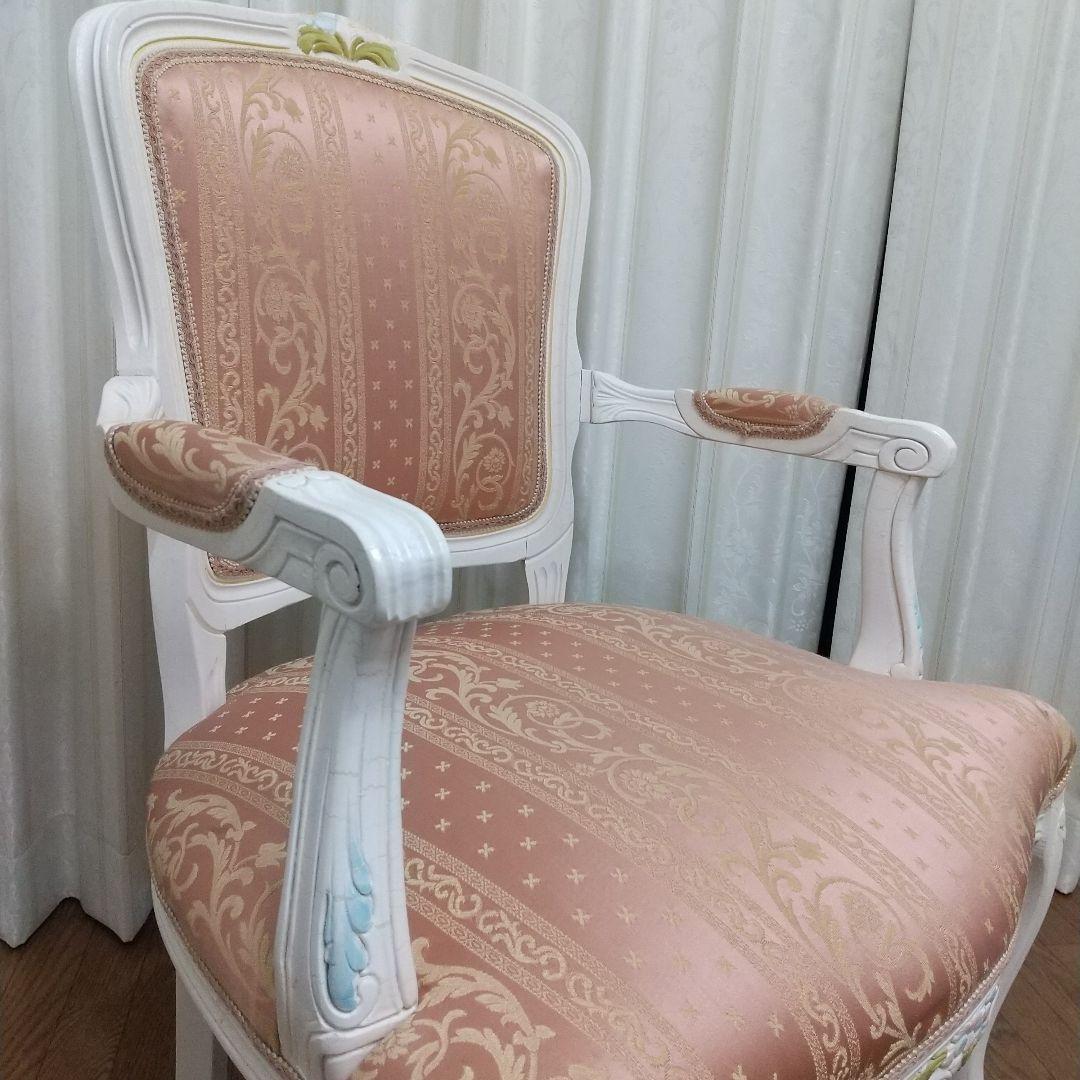 ロココ調　アームチェア　お姫様チェアー　アンティーク風