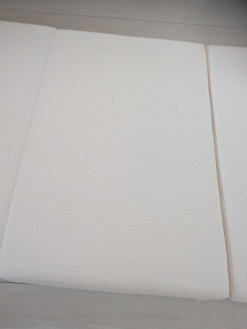 【美品】西川　三つ折りマットレス シングル　ネオステージ