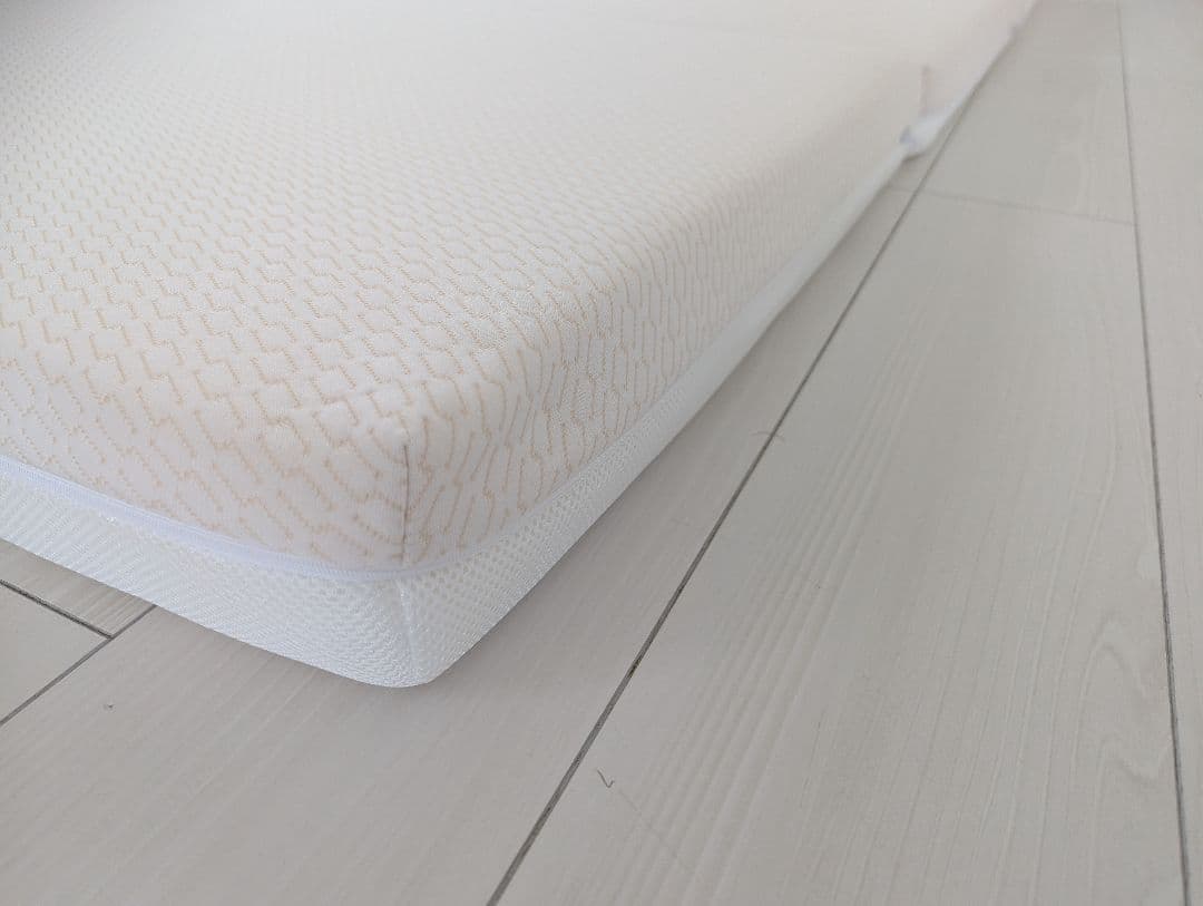 【美品】西川　三つ折りマットレス シングル　ネオステージ