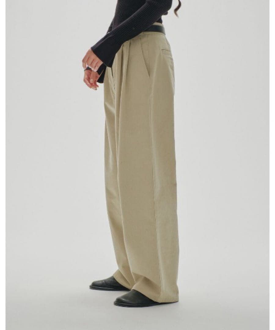 moon. 様　todayful ダブルタックチノパンツ