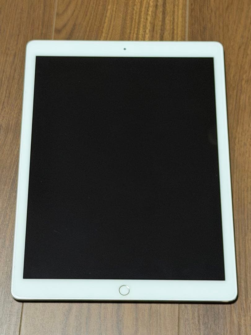 シルバー iPad Pro 12.9インチ 本体