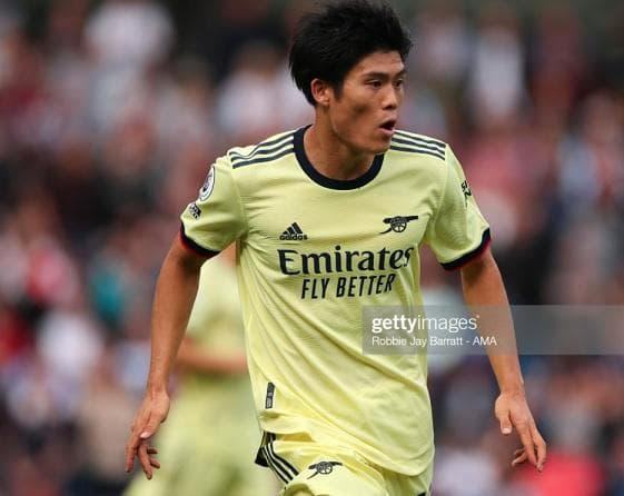 【送料無料】 アーセナル　冨安健洋　オーセンティック アウェイ （M）