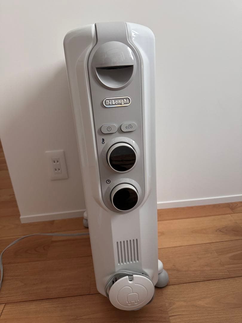 【美品】デロンギ　オイルヒーター 10-13畳
