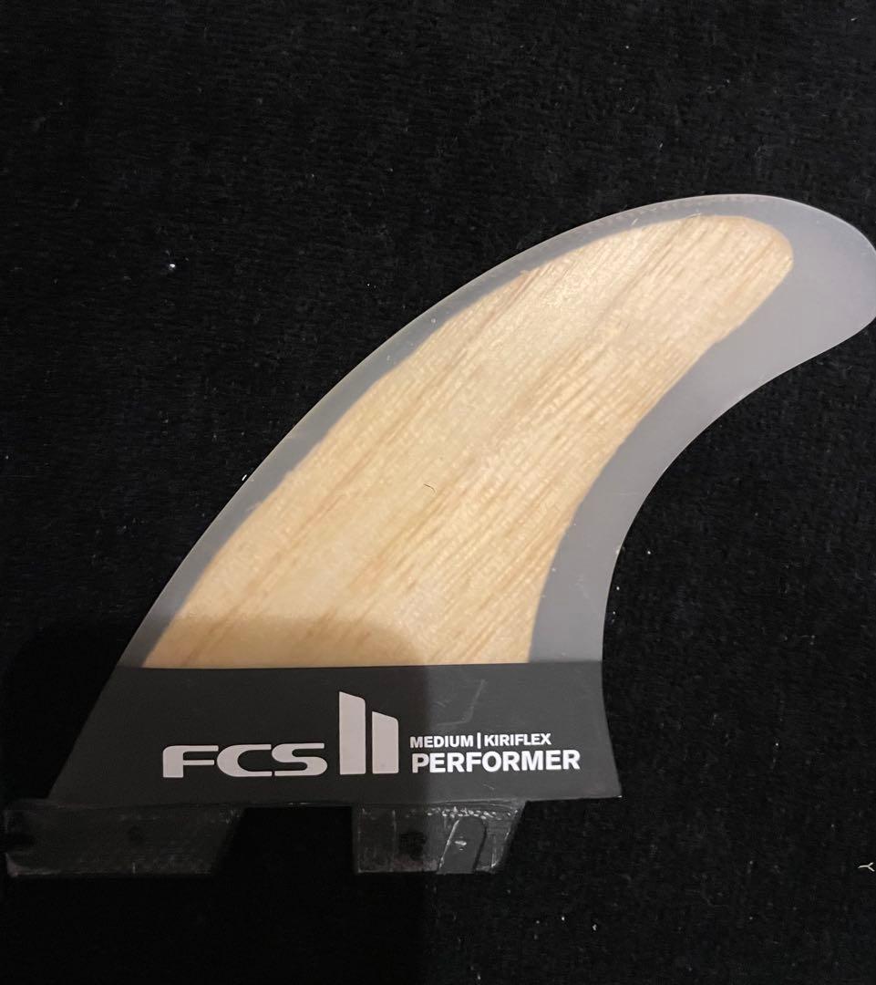 FCS2 フィン PERFORMER Kiriflex SizeＭ