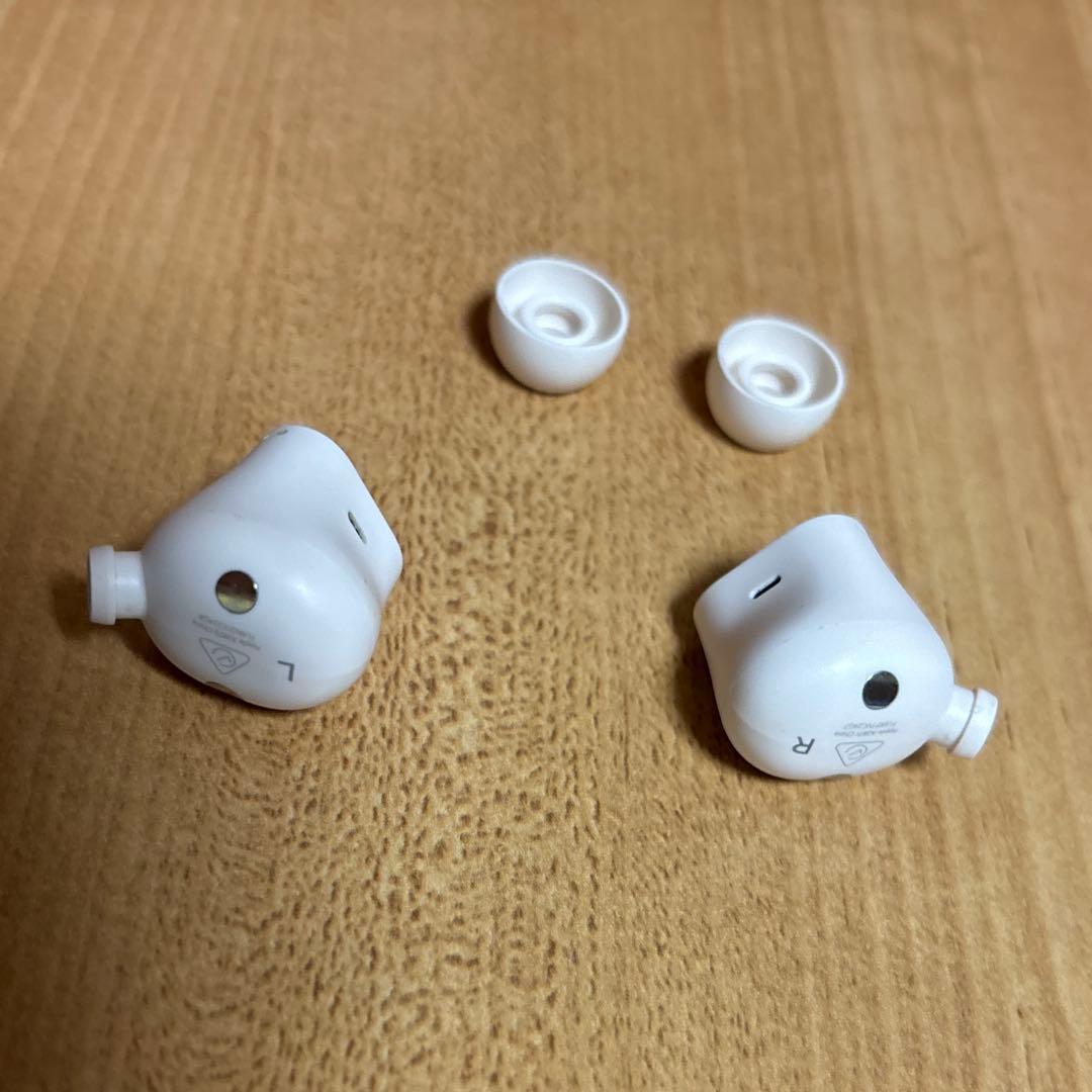 Beats Studio Buds + ワイヤレスイヤフォン　アイボリー　保証有