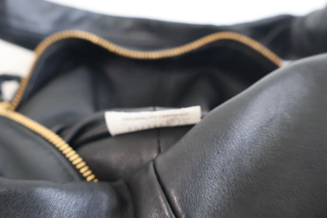 ボッテガべネタ　ダブルノット　ショルダーバッグ