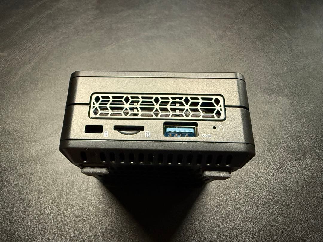 MINISFORUM ミニPC EM780 希少