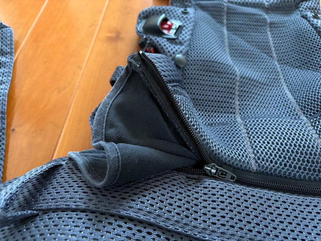 BabyBjorn ベビービョルン　HARMONY 抱っこ紐