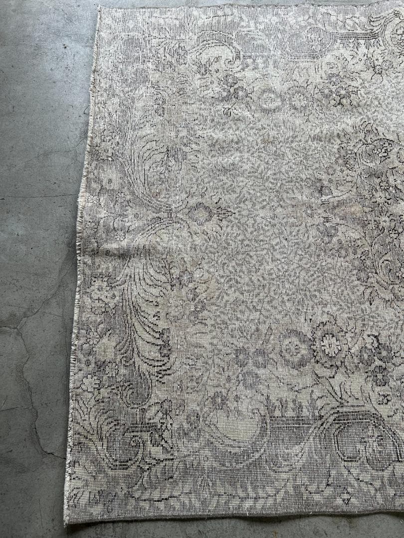 【Vintage rug】オーバーダイ｜194 x 279 cm｜トルコラグ