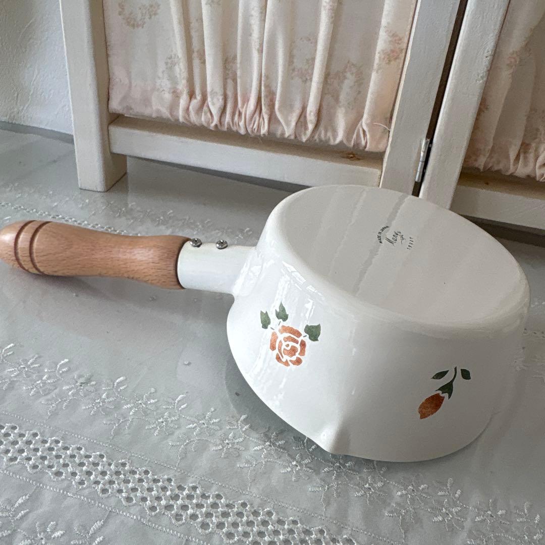 ♡マニーローズ♡ホーローミルクパン♡many♡