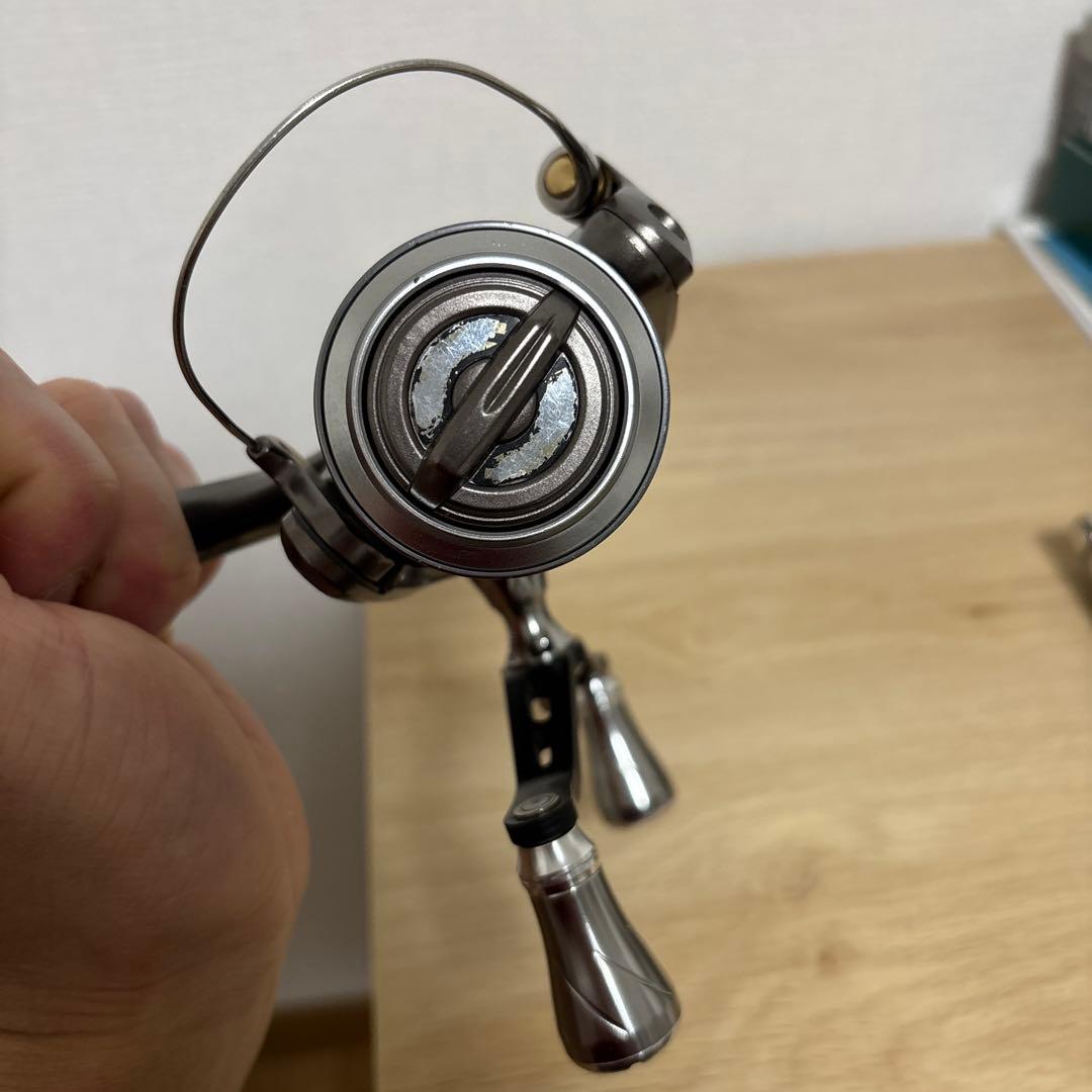 シマノ10コンプレックスCI4 2500HGS F4 ゴメクサスダブルハンドル