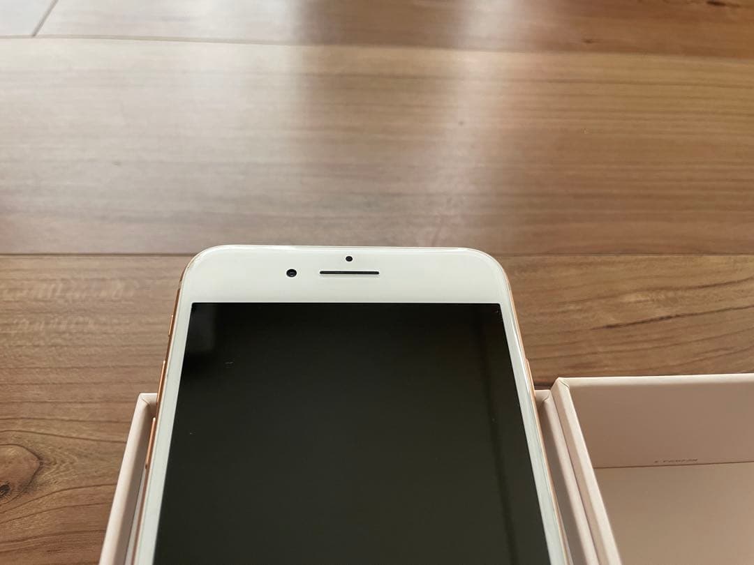SIMフリー Apple iPhone 8 Plus 256GB ゴールド