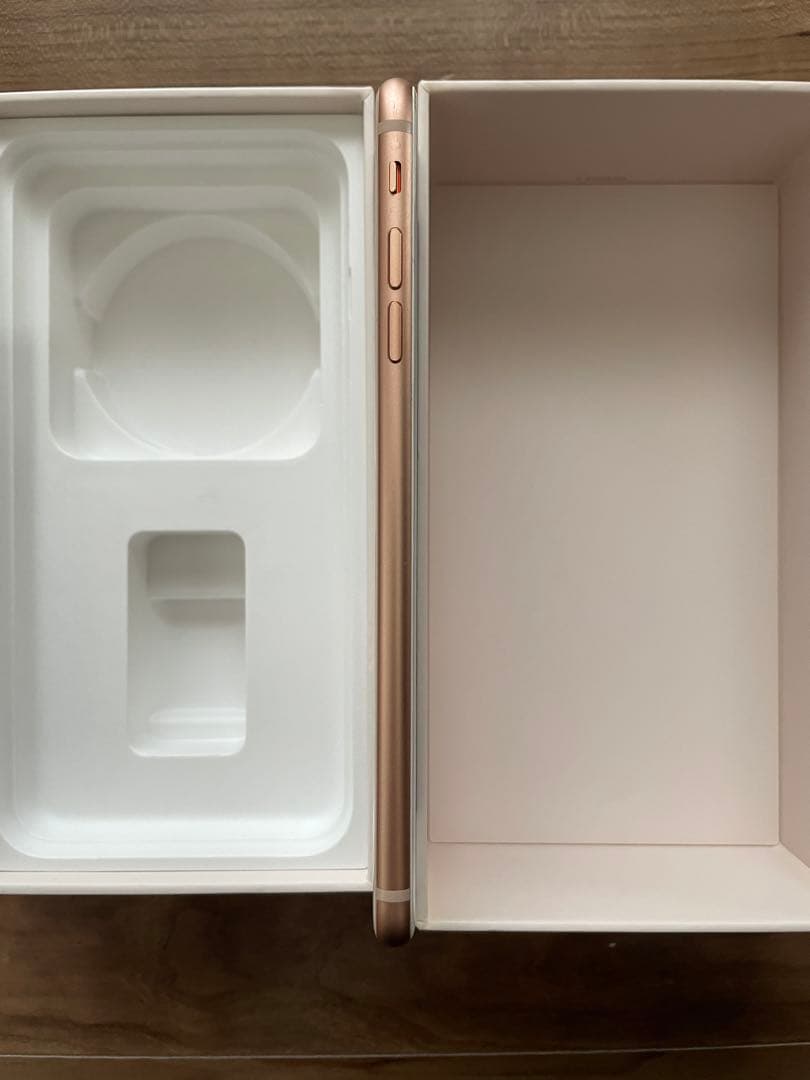 SIMフリー Apple iPhone 8 Plus 256GB ゴールド