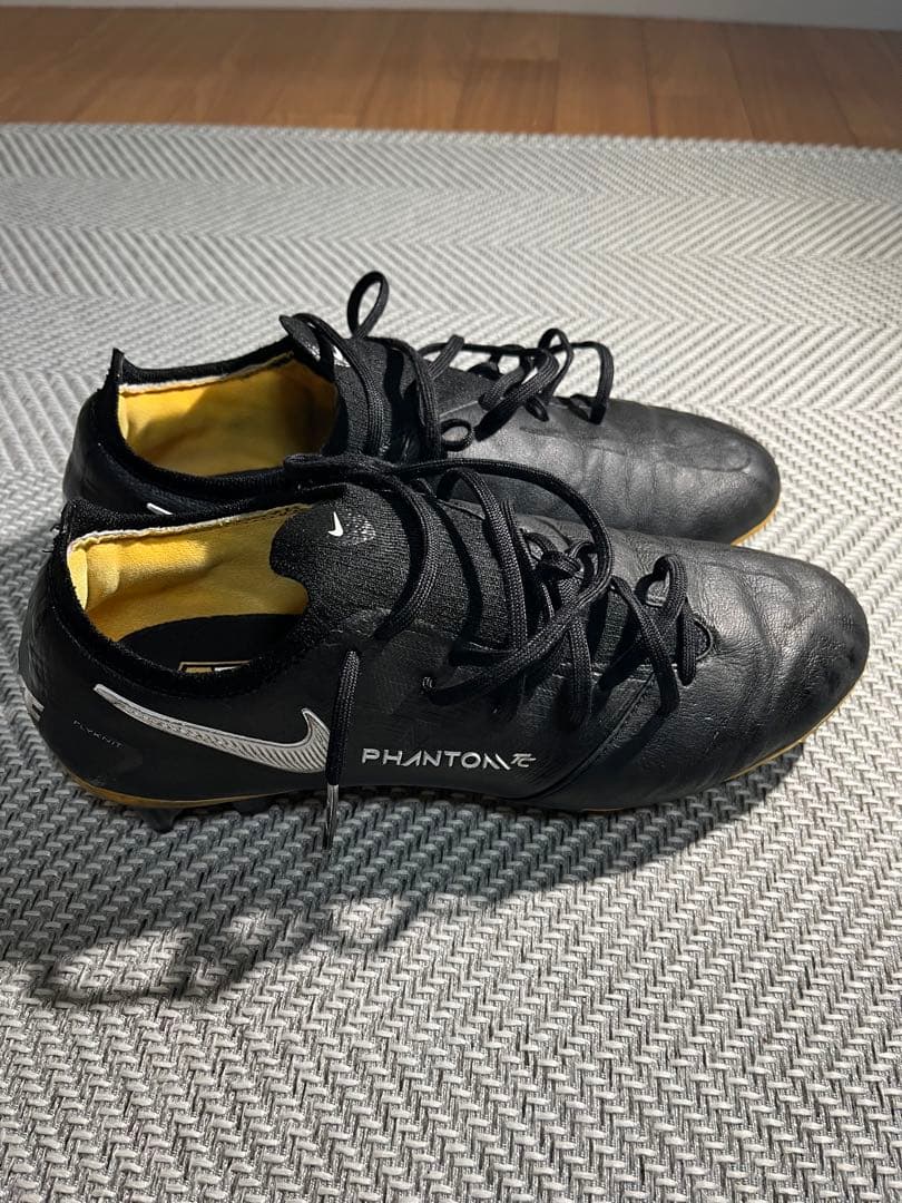 Nike Phantom ブラックスパイク※早い者勝ち