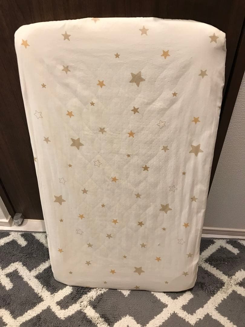 Combi ベビーベッド 専用ベッドマット　 収納バッグ、説明書付き