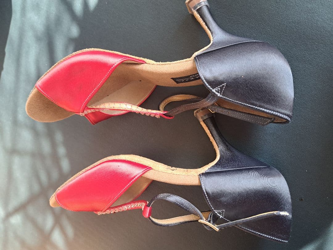 【Kentdance】社交ダンス用赤と黒の女性用シューズ 23½ R