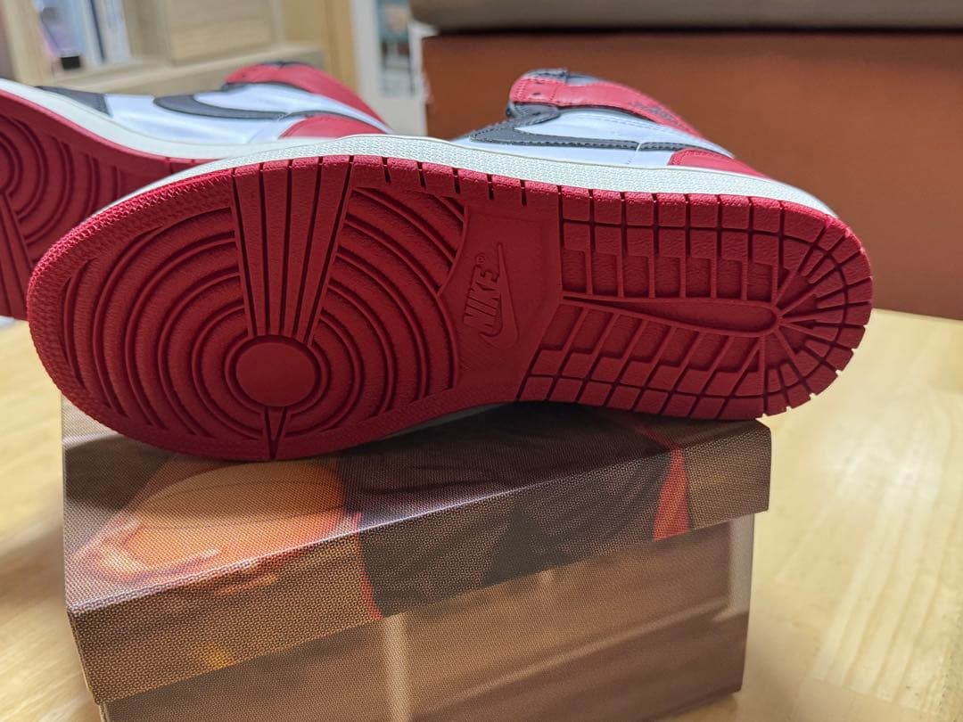 Nike Air Jordan 1 ホワイト/ブラック/レッド