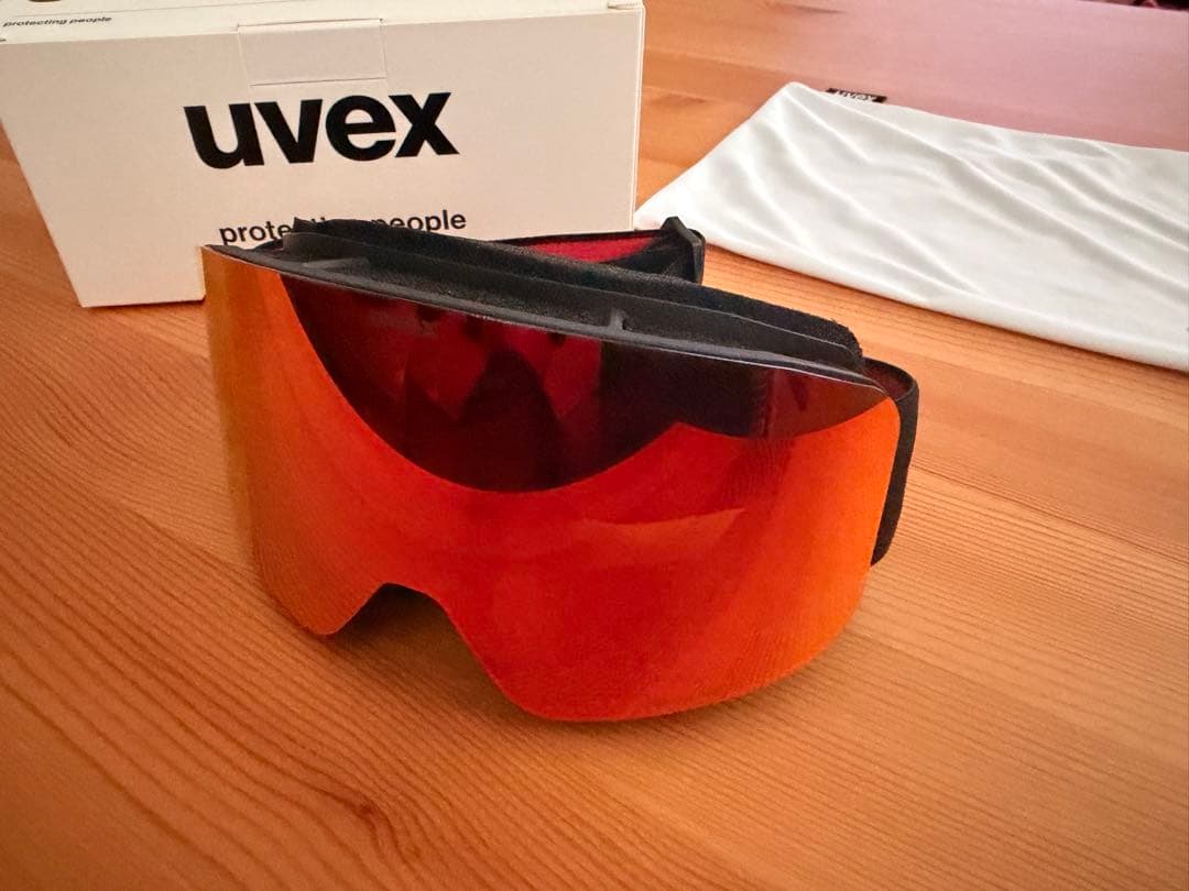 uvexスノボード、スキーゴーグル