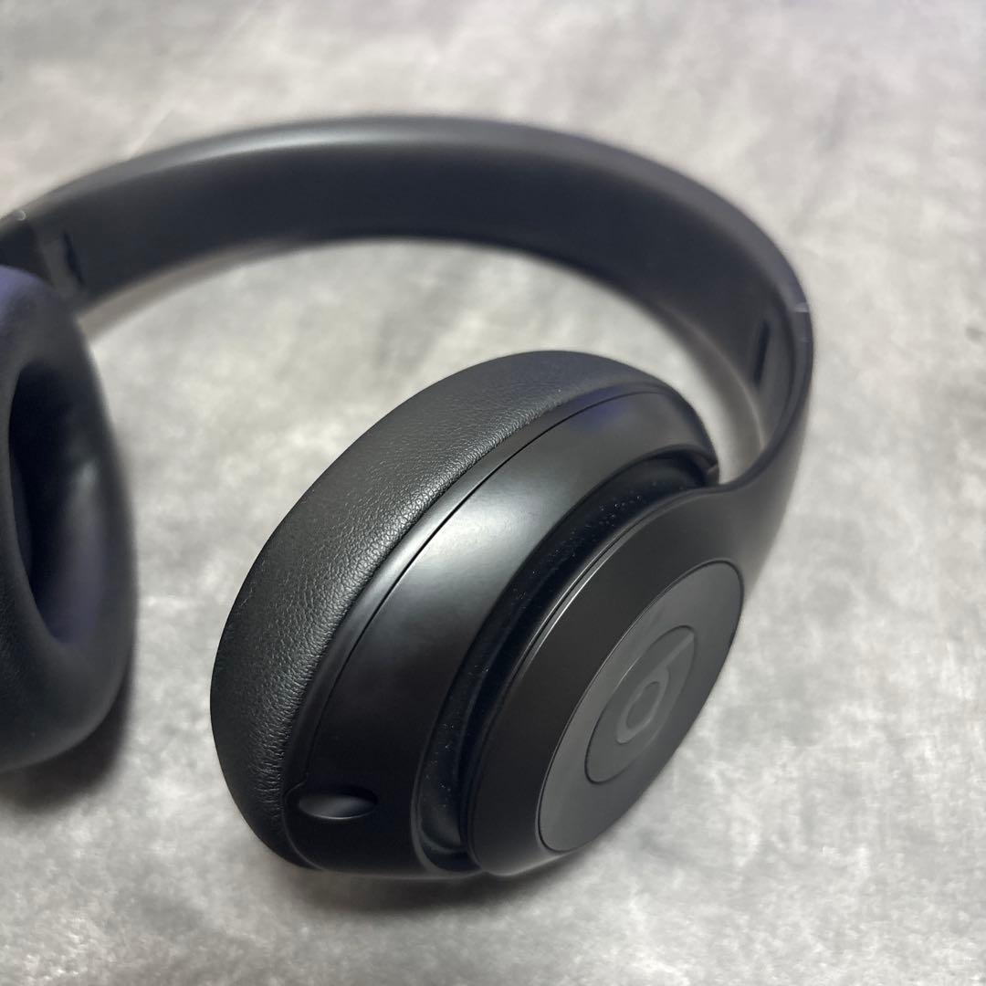 ワイヤレスヘッドフォン Beats Studio Pro ブラック