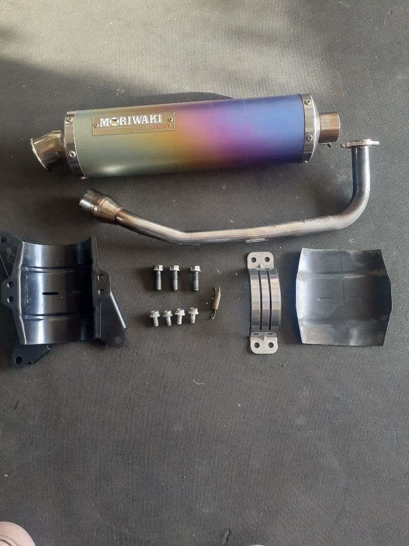 MORIWAKI-ZERO HONDA PCX125 12~17年式　マフラー