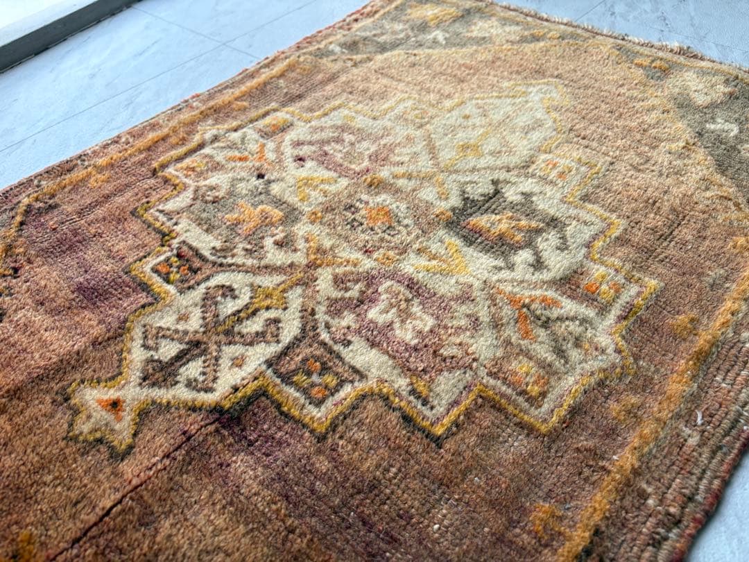 No.3 トルコヴィンテージラグ　75x55cm