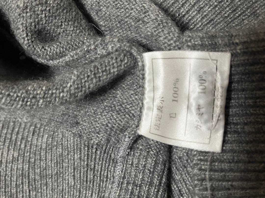 Ｖネックカシミヤセーター