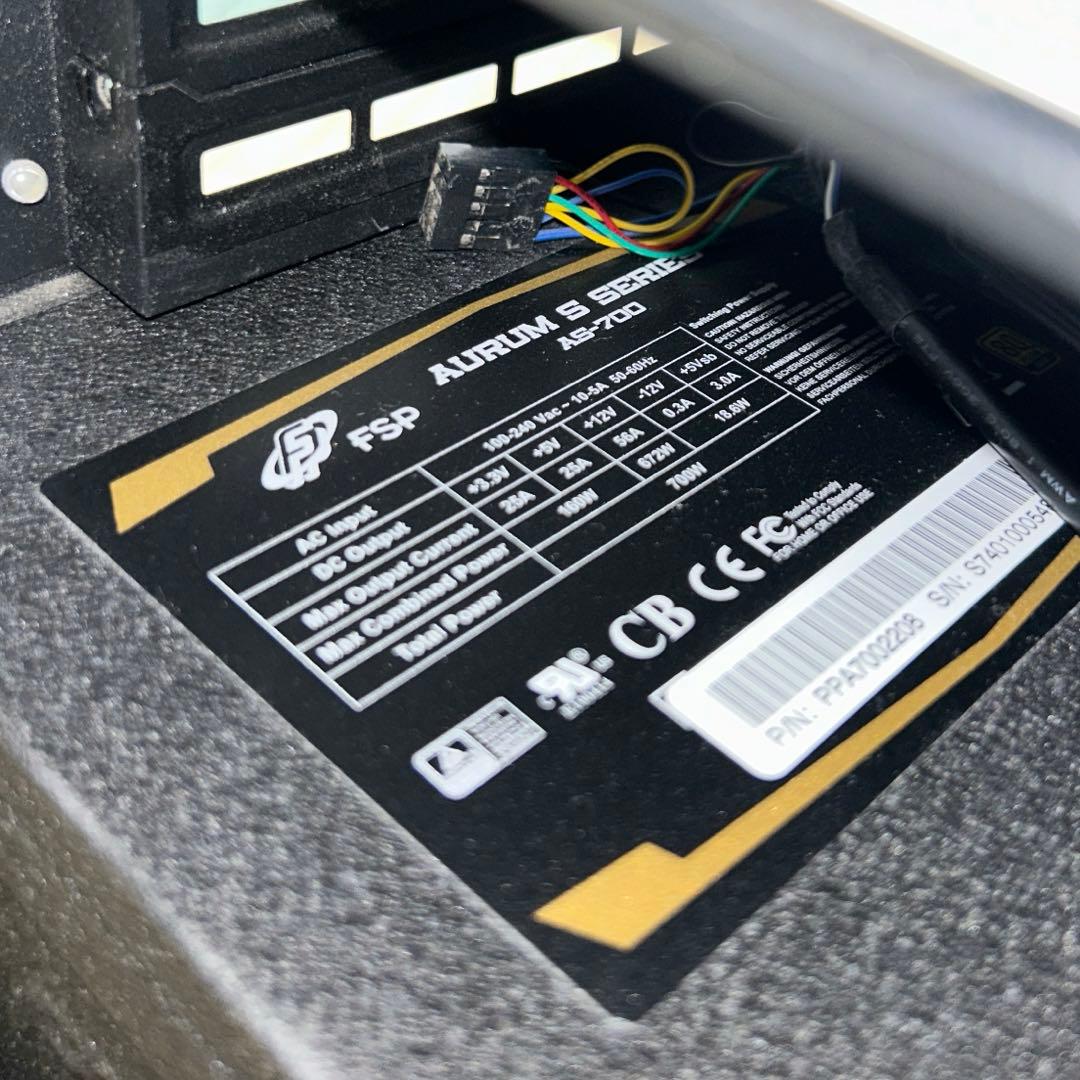 ゲーミングPC Core i7 7700k GTX1080ti いだや