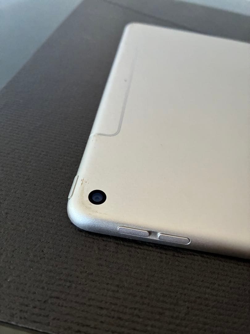 アップル iPad Air 第3世代 64GB シルバー シムロック解除済み