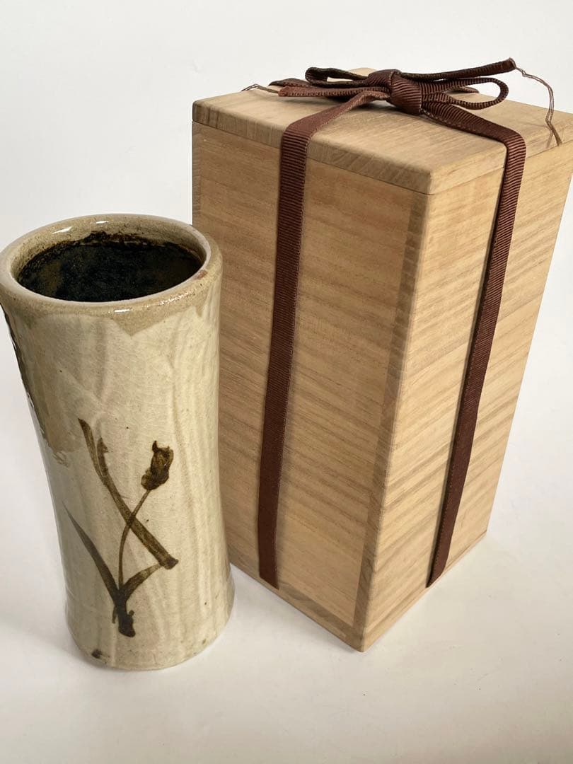 陶芸家　人間国宝　濱田庄司　浜田庄司　花生　花入　花瓶　トウキビ文　筒花入　共箱