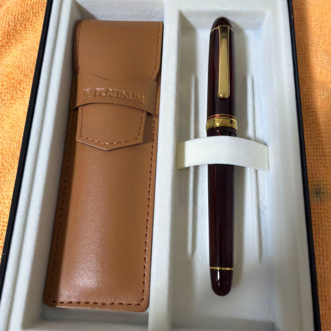 PLATINUM #3776 CENTURY 万年筆　M 14k