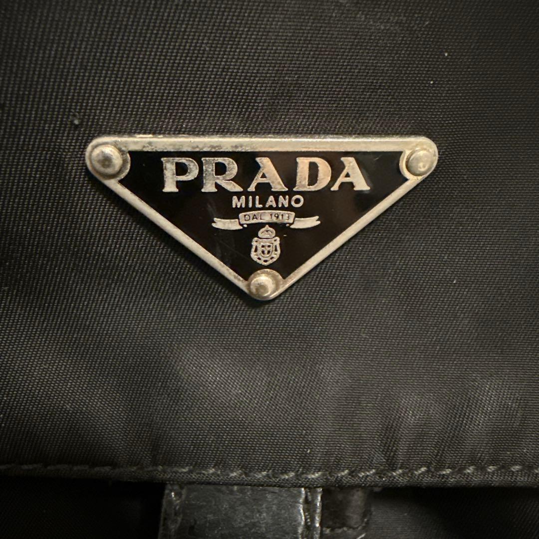 【内側破れあり】ショルダーバッグ　PRADA ナイロン