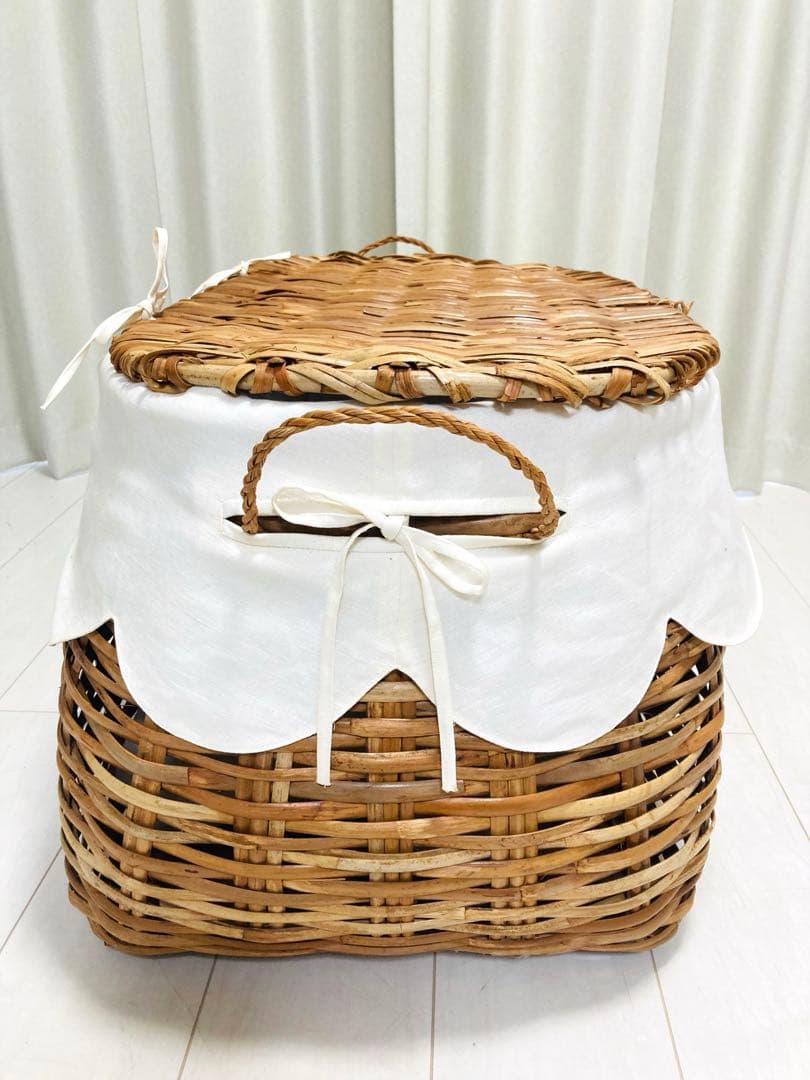 カトリーヌ ドゥヌアル ラタン バスケット