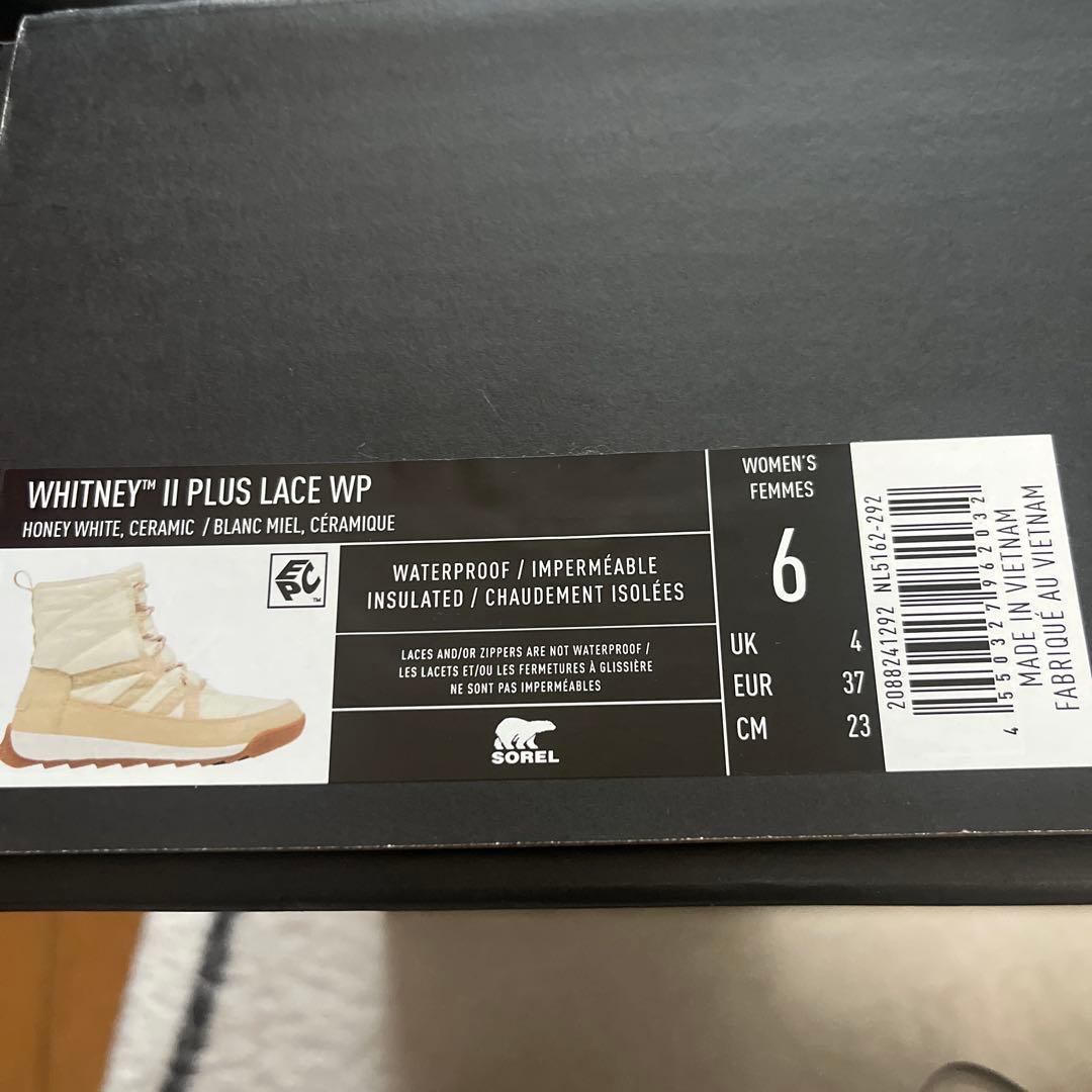 新品未使用Sorel スノーブーツ　浅い黄色　防水