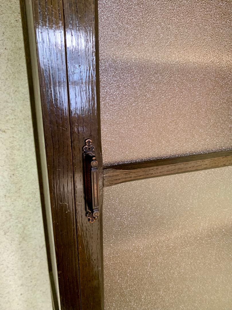 ☆【昭和レトロ】食器棚 キャビネット 型板ガラス