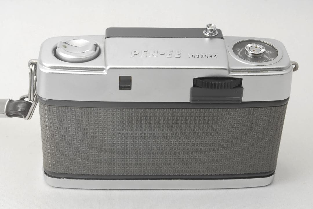 【完動品】オリンパス ペンEE 28ｍｍ F/3.5 ハーフサイズカメラ