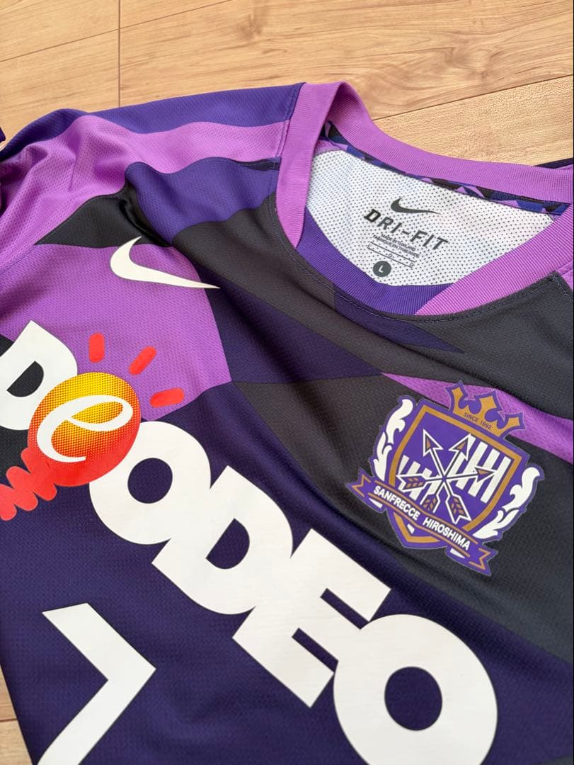 サンフレッチェ広島 2011年ホームオーセンティックユニフォーム