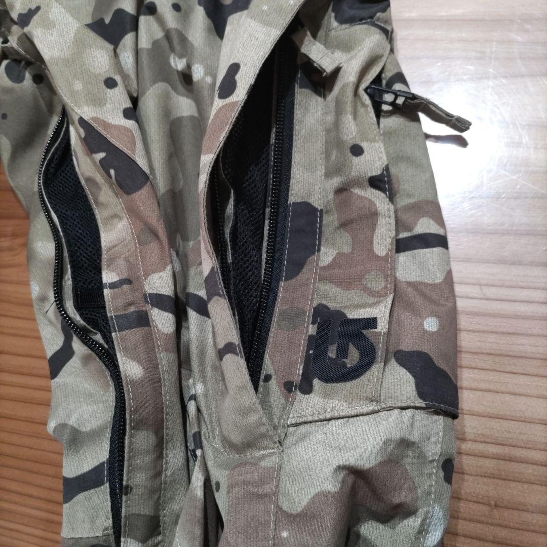 バートン BURTON　スノーボード　パンツ　カモフラ　メンズS　匿名