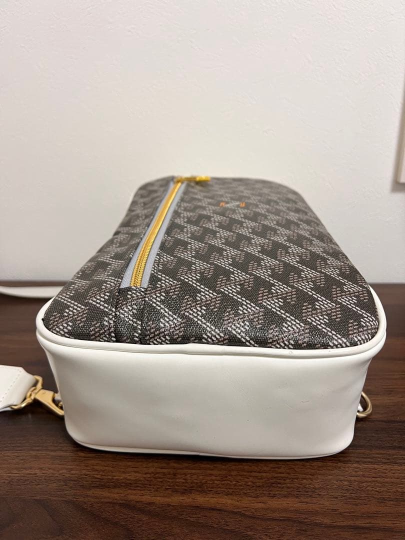 レザレクション　ブランタ　NO.2 ボディバッグ　定価¥31,350