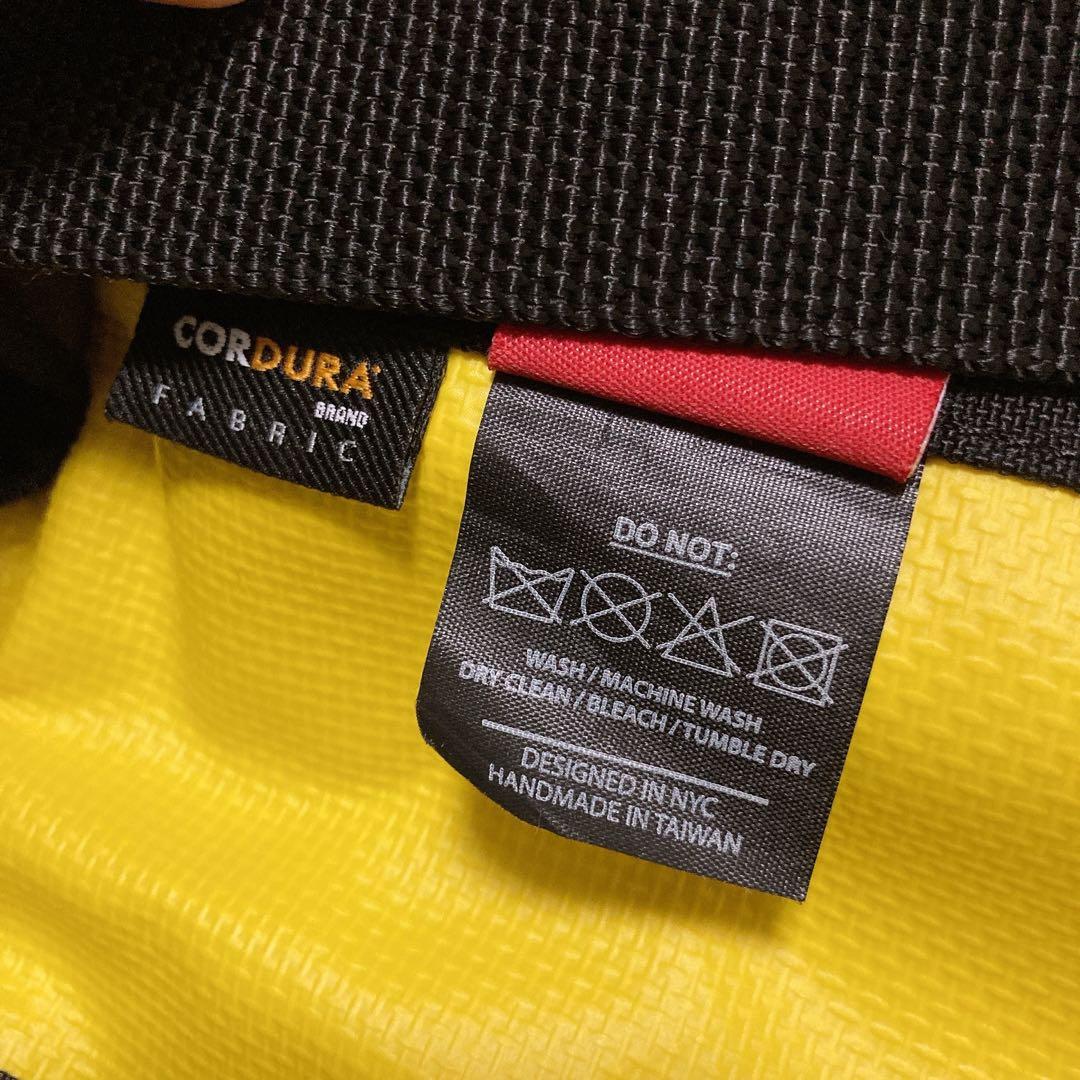 ほぼ新品　定価2万 A3収納 防水 マンハッタンポーテージ メッセンジャーバッグ