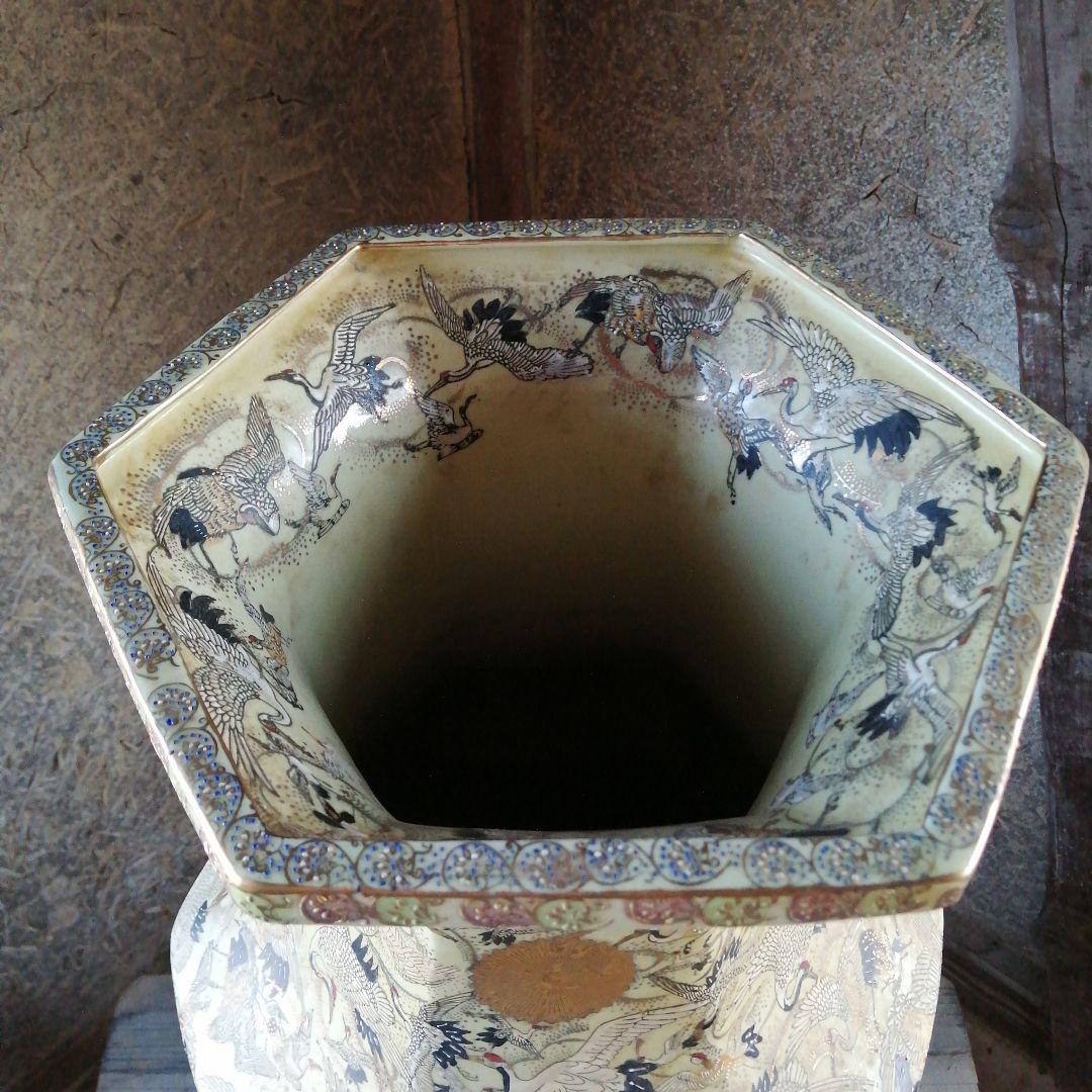 【愛知県内引取限定】薩摩焼　群鶴面取八角大壺　82cm