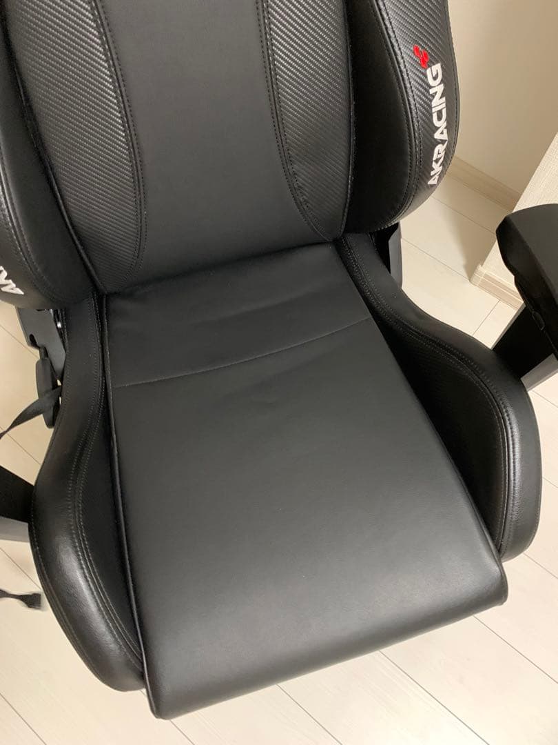 引き取り限定　AKRACING カーボンブラック Premium