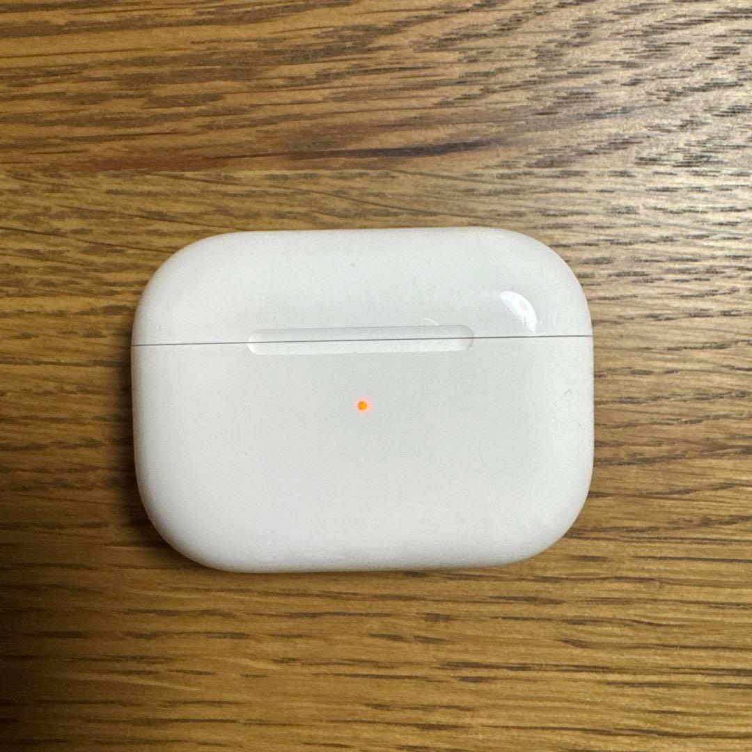 【正規品】AirPods Pro 第1世代ワイヤレス充電　ライトニング端子モデル