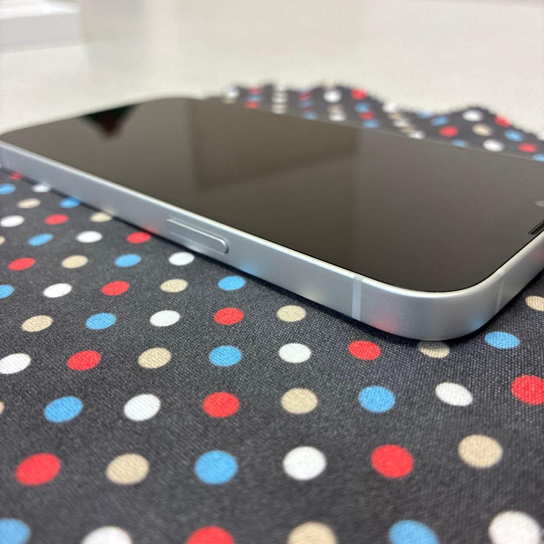 スマートフォン本体 iPhone16e White 128GB