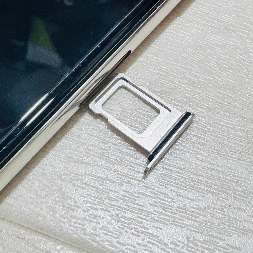 【おまけ付き】Apple iPhone 11 Pro SIMフリー 256GB