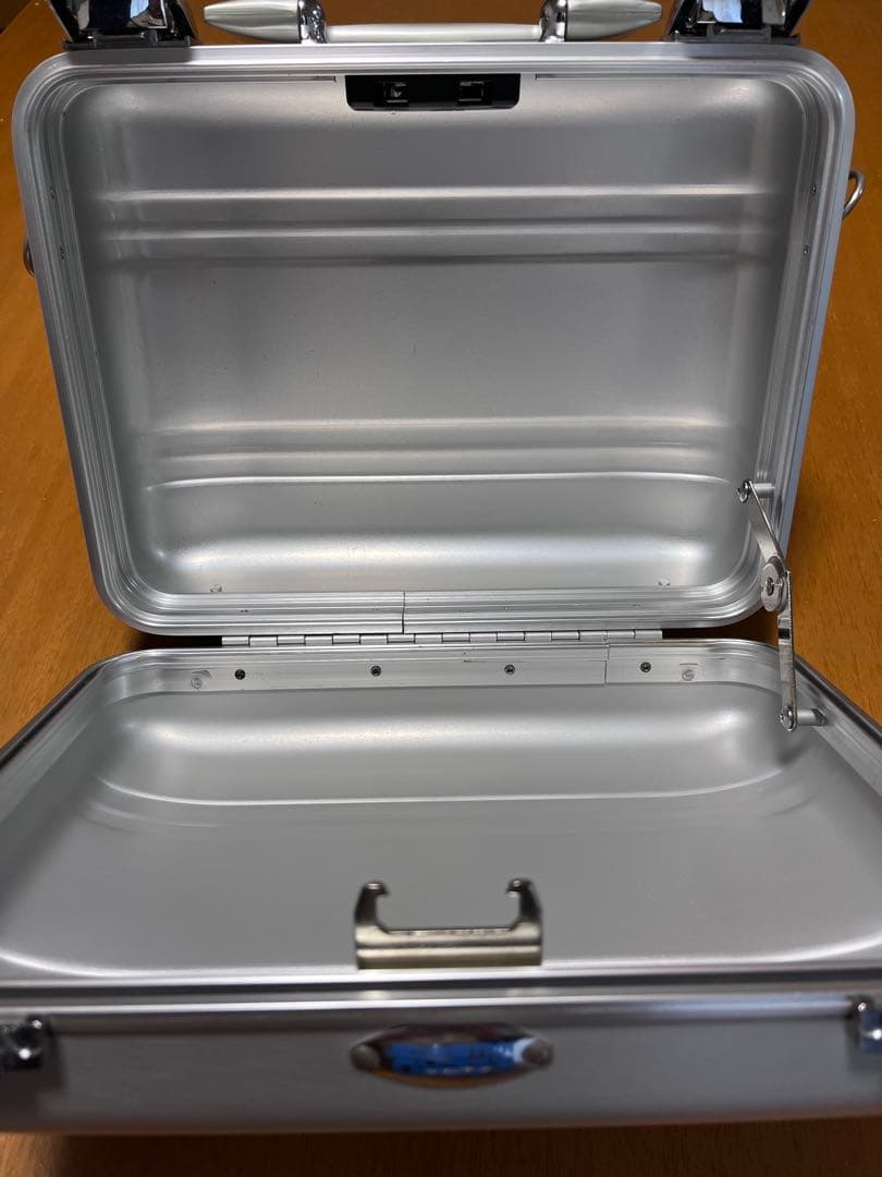 ゼロハリバートン　ハッセルブラッドアルミケース