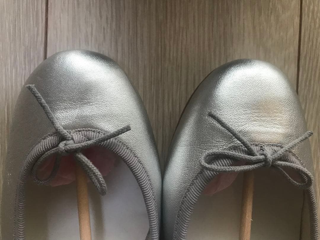 【新品未使用】【傷あり】Repetto レペットバレエシューズ シルバー37.5