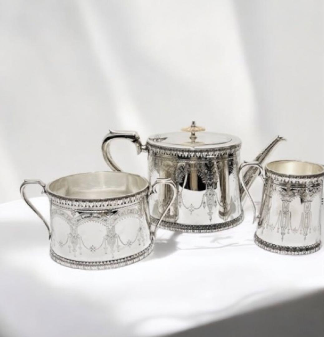 <専用です>英国アンティーク⭐️ティーポット シュガーポット ミルクポット3点