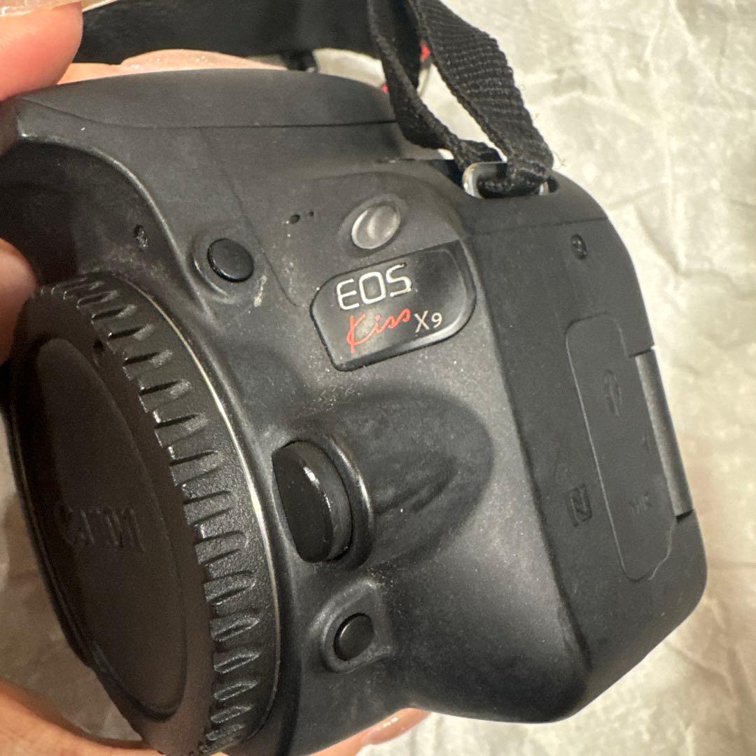 canon eos kiss x9 ボディ本体